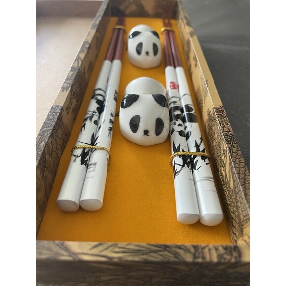 Authentic Chinese Wooden Chopsticks Set with Panda Holders  New in box - Picture 1 of 10